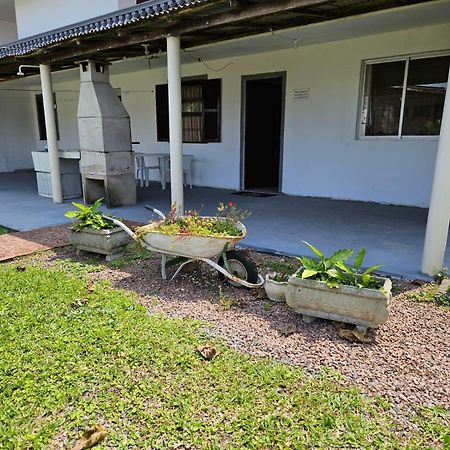 Acomodacao Ruth Guaratuba Exterior foto